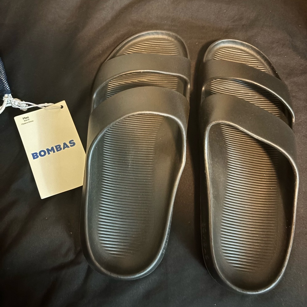 Bombas Dark Slide Sandals